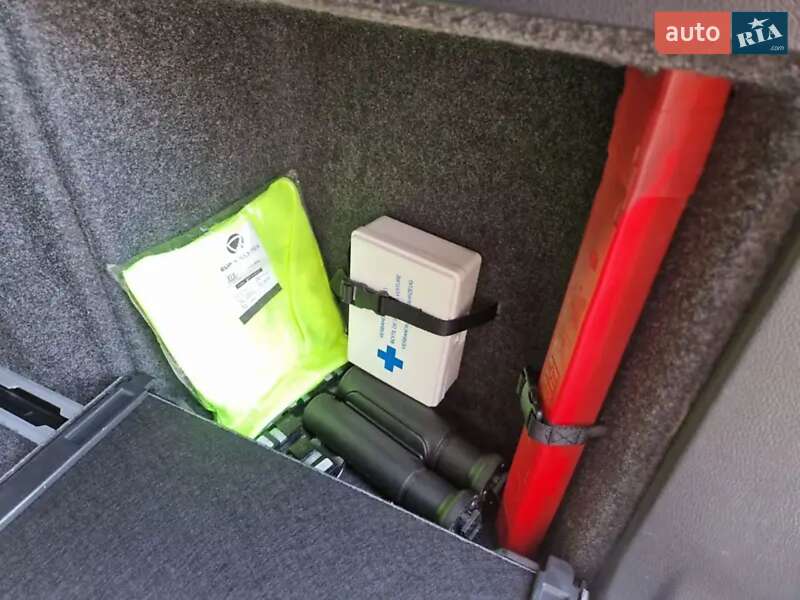 Универсал Skoda Superb 2010 в Ивано-Франковске фото 77 Универсал Skoda Superb 2010 в Ивано-Франковске