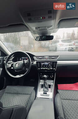 Універсал Skoda Superb 2021 в Луцьку