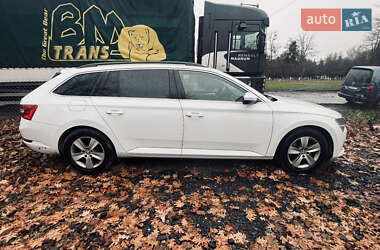 Універсал Skoda Superb 2021 в Луцьку