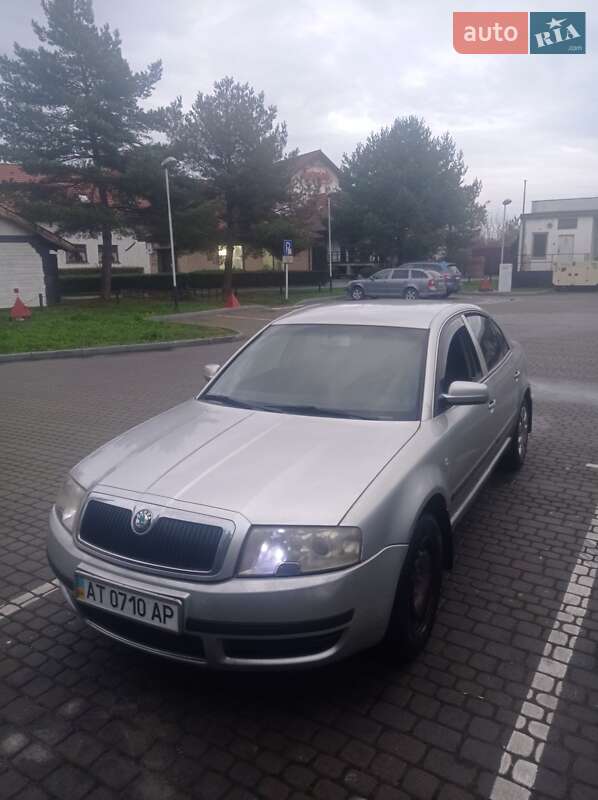 Skoda Superb 2006