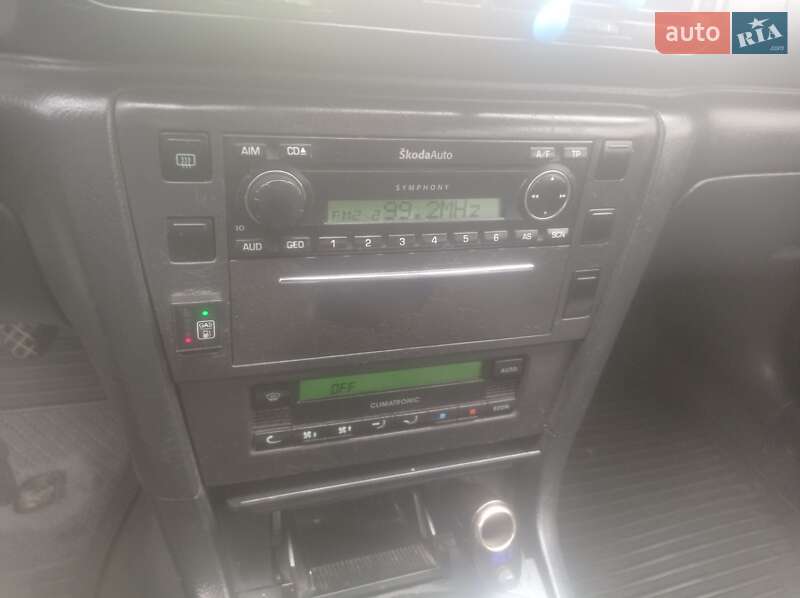 Лифтбек Skoda Superb 2006 в Тлумаче