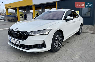 Лифтбек Skoda Superb 2024 в Днепре