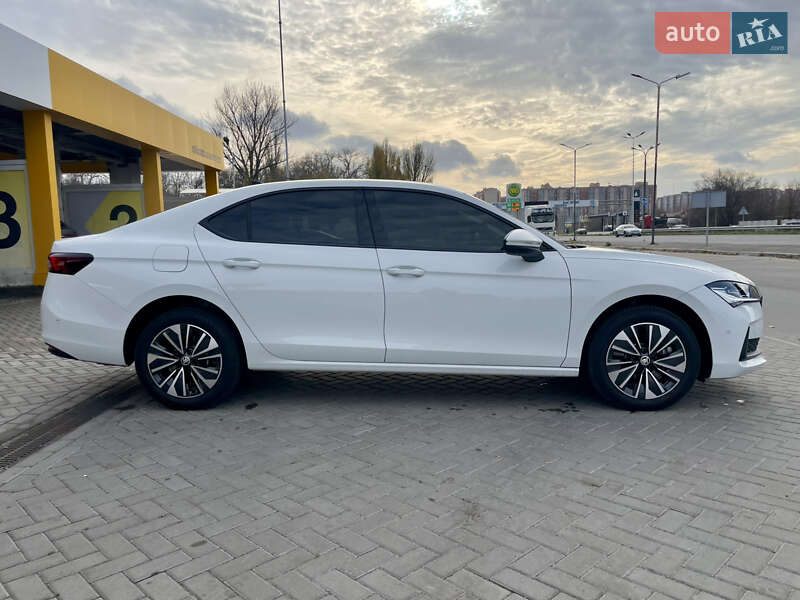 Ліфтбек Skoda Superb 2024 в Дніпрі фото 5 Ліфтбек Skoda Superb 2024 в Дніпрі