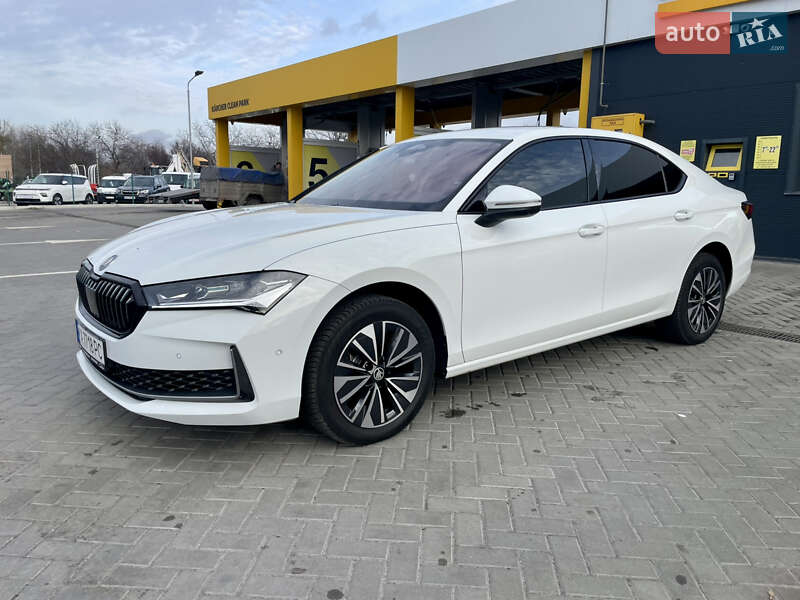 Ліфтбек Skoda Superb 2024 в Дніпрі фото 13 Ліфтбек Skoda Superb 2024 в Дніпрі