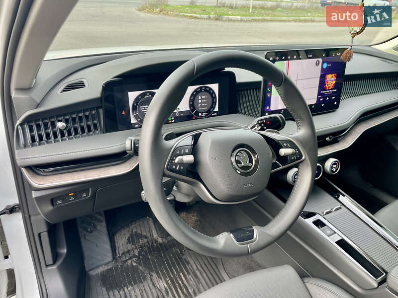 Ліфтбек Skoda Superb 2024 в Дніпрі фото 25 Ліфтбек Skoda Superb 2024 в Дніпрі