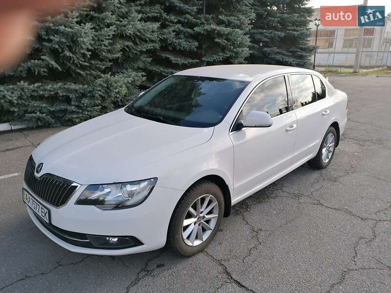 Лифтбек Skoda Superb 2013 в Харькове