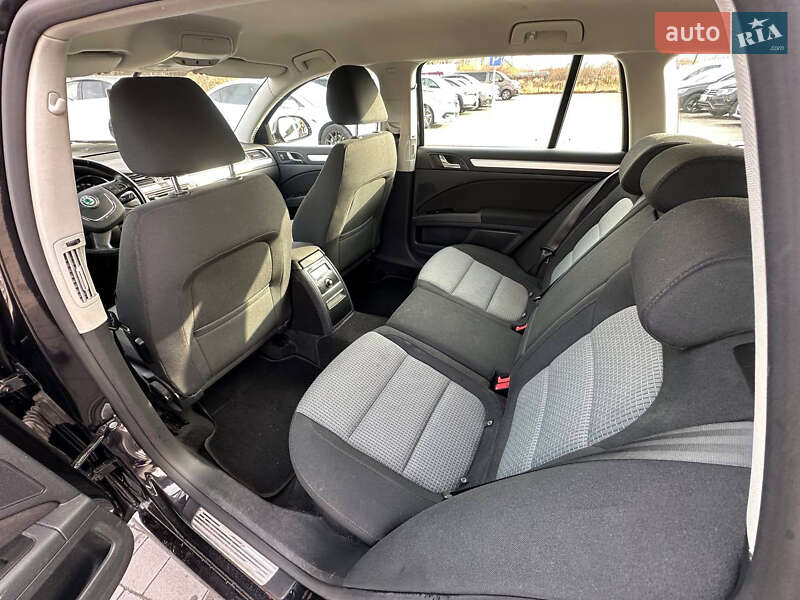 Универсал Skoda Superb 2012 в Львове фото 10 Универсал Skoda Superb 2012 в Львове