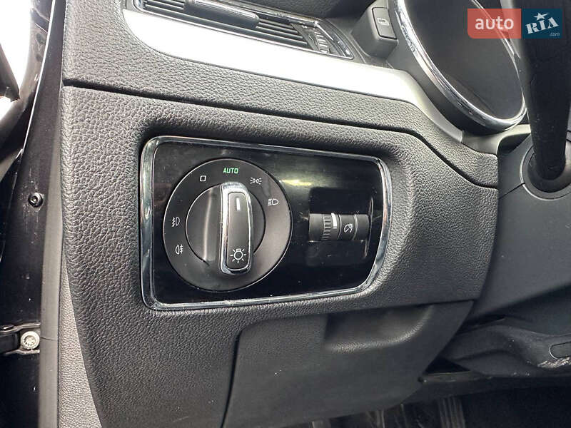 Универсал Skoda Superb 2012 в Львове фото 20 Универсал Skoda Superb 2012 в Львове