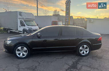 Лифтбек Skoda Superb 2013 в Львове