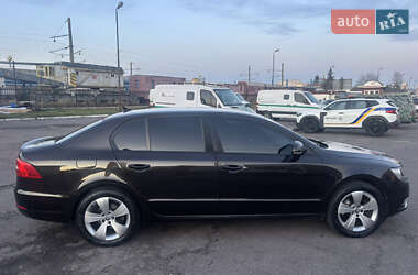 Лифтбек Skoda Superb 2013 в Львове