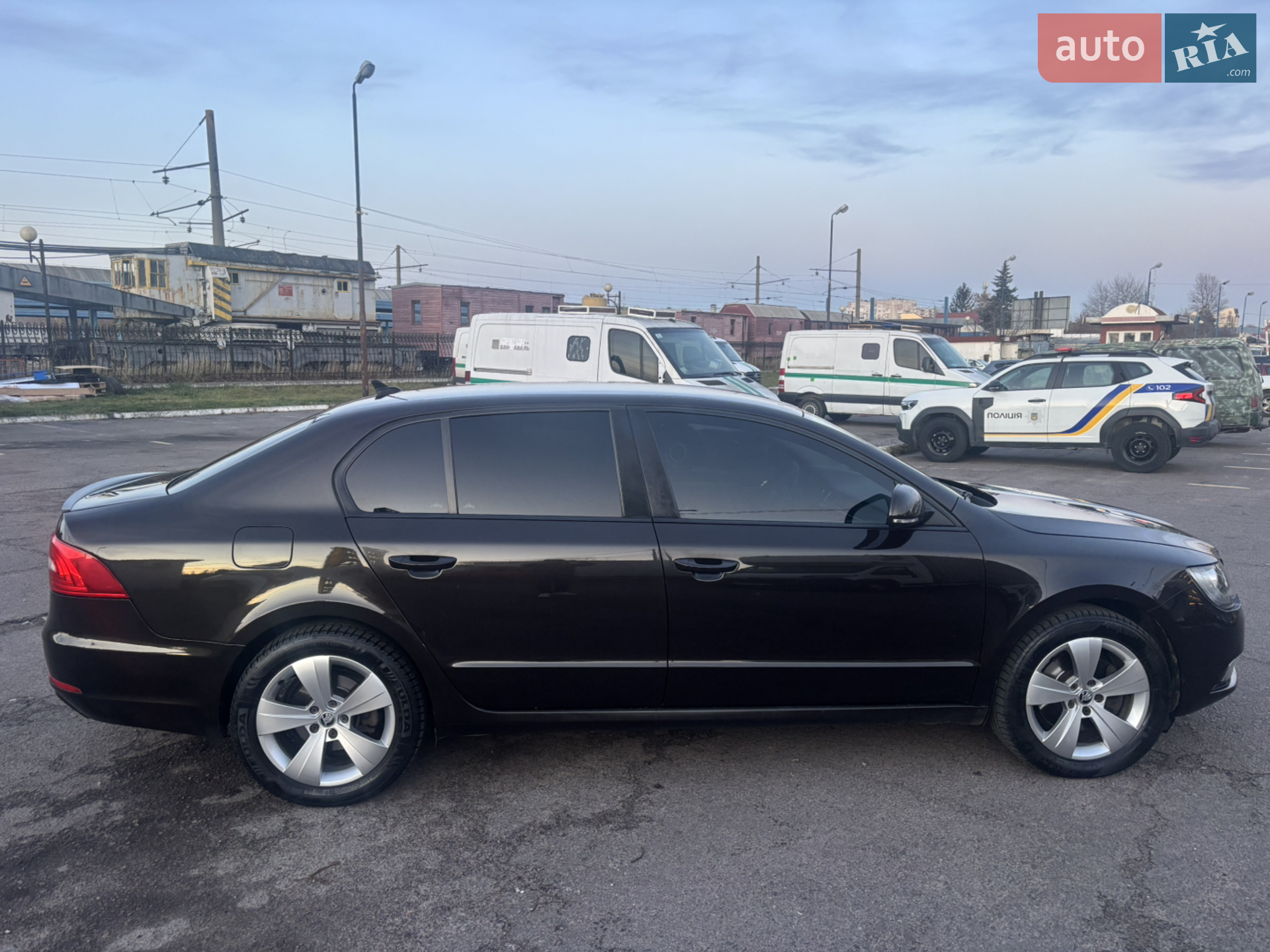 2013 Skoda Superb - мініатюра 28