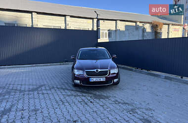 Лифтбек Skoda Superb 2010 в Львове