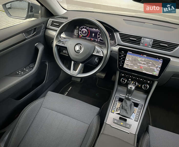 Универсал Skoda Superb 2020 в Мукачево