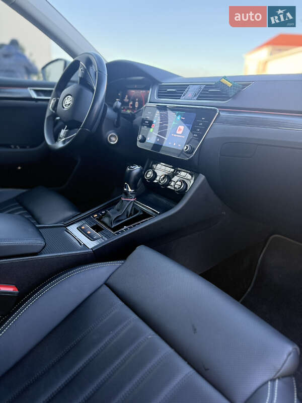 Універсал Skoda Superb 2023 в Луцьку