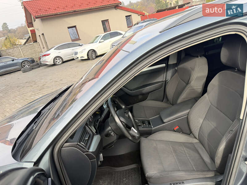 Універсал Skoda Superb 2015 в Львові