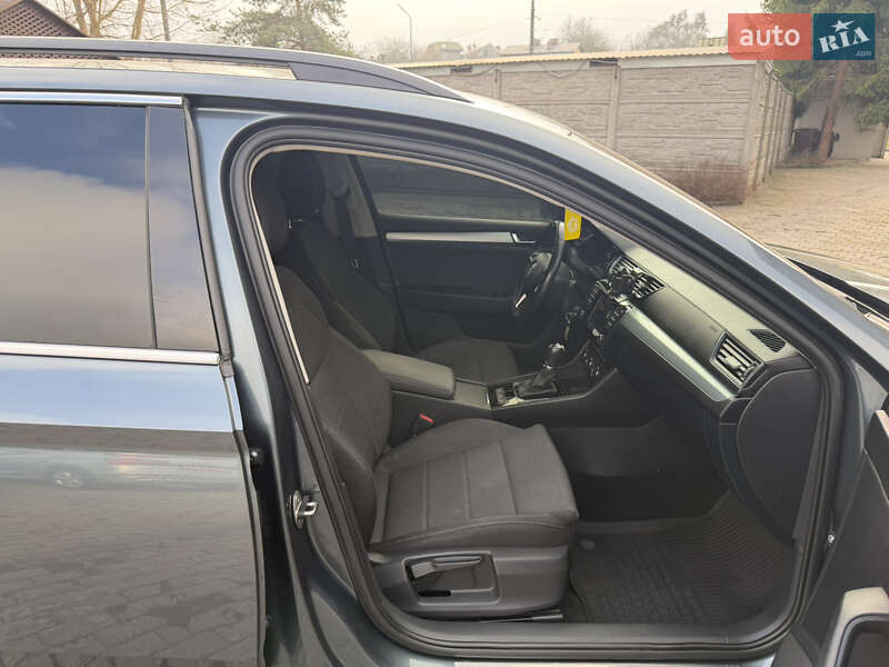 Універсал Skoda Superb 2015 в Львові