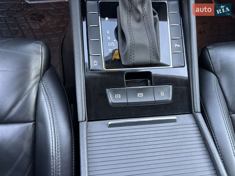 Универсал Skoda Superb 2019 в Ковеле