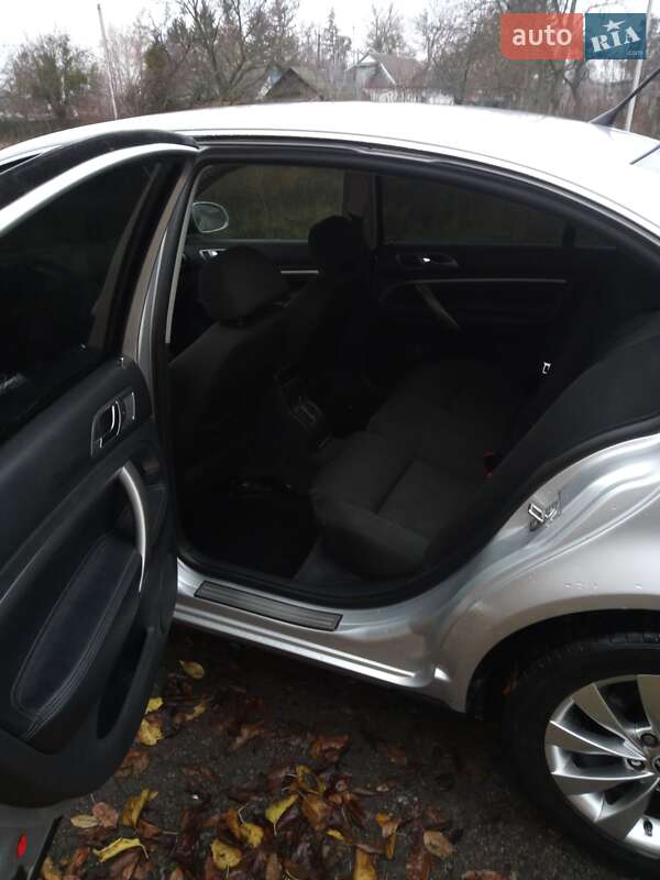 Лифтбек Skoda Superb 2008 в Умани