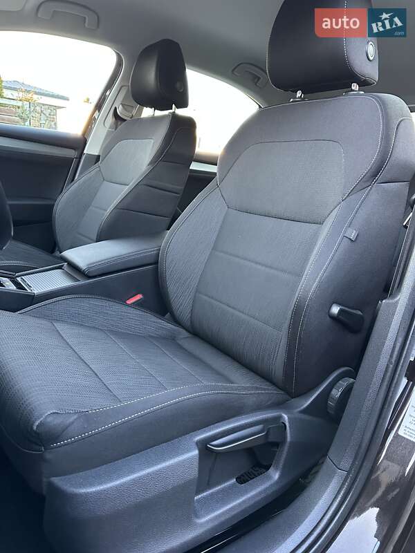 Ліфтбек Skoda Superb 2018 в Стрию