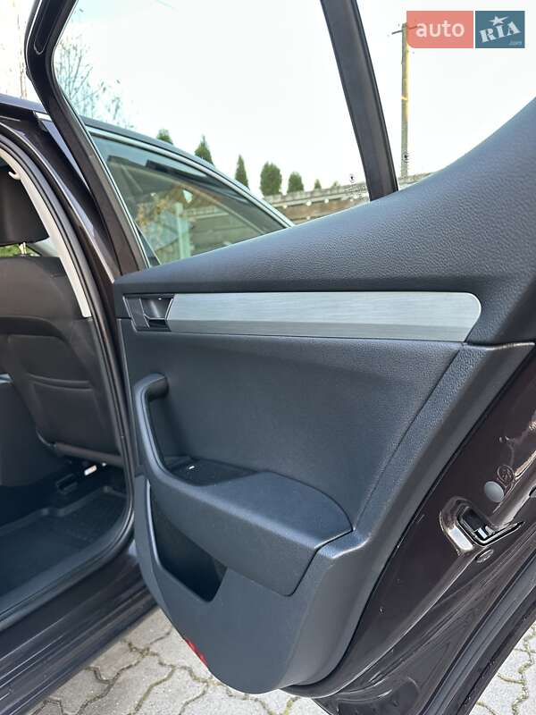 Ліфтбек Skoda Superb 2018 в Стрию