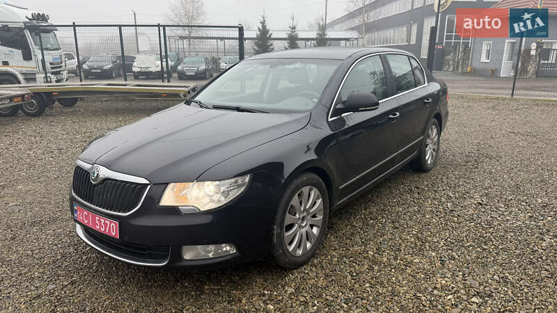 Ліфтбек Skoda Superb 2011 в Калуші