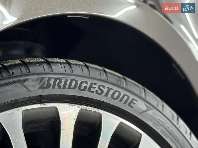 Универсал Skoda Superb 2012 в Кременце