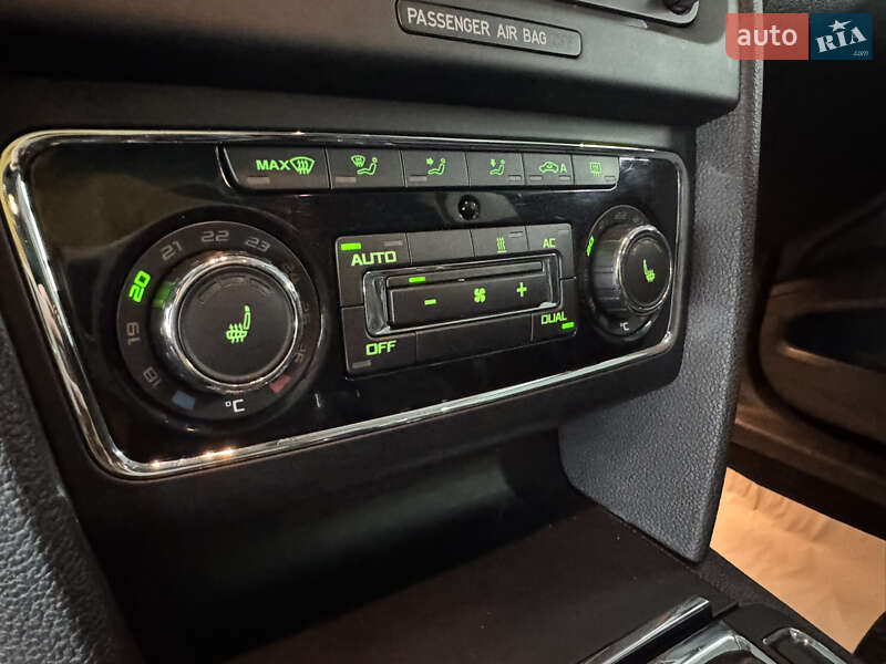 Универсал Skoda Superb 2012 в Кременце