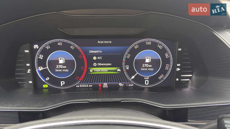 Универсал Skoda Superb 2022 в Сваляве