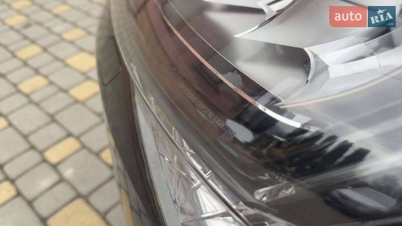 Универсал Skoda Superb 2022 в Сваляве