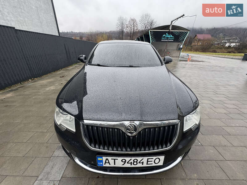 Лифтбек Skoda Superb 2012 в Делятине