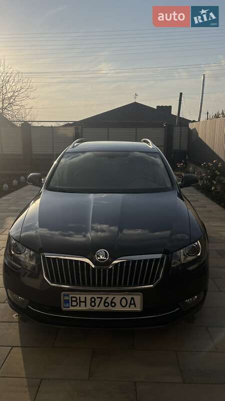 Универсал Skoda Superb 2014 в Измаиле