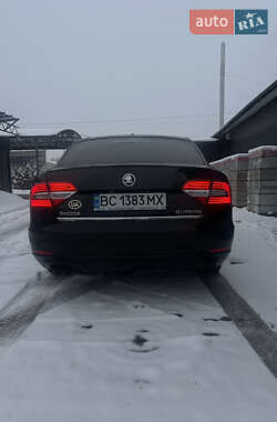 Лифтбек Skoda Superb 2014 в Львове