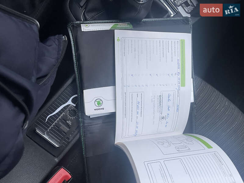 Лифтбек Skoda Superb 2014 в Львове