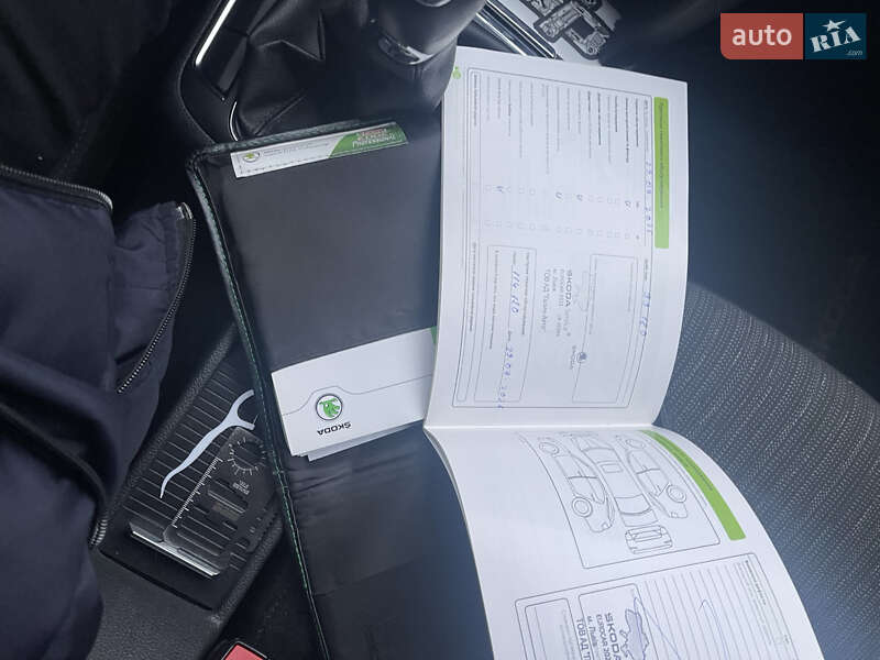 Лифтбек Skoda Superb 2014 в Львове