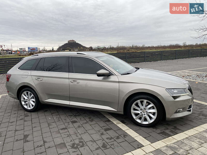 Универсал Skoda Superb 2016 в Мукачево
