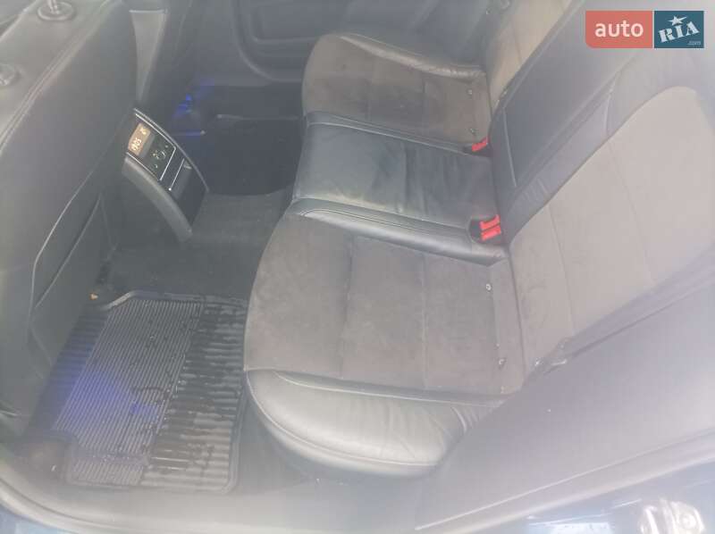 Лифтбек Skoda Superb 2009 в Львове