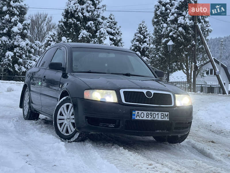 Ліфтбек Skoda Superb 2003 в Турці