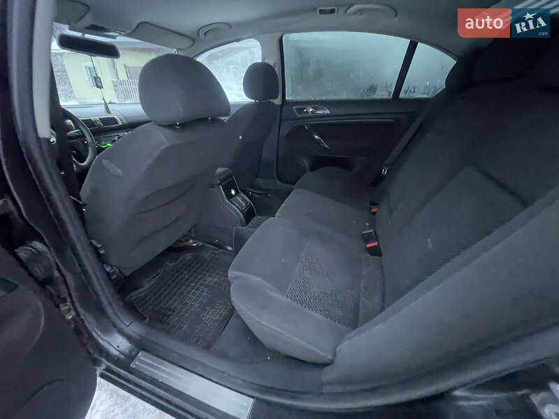 Ліфтбек Skoda Superb 2003 в Турці