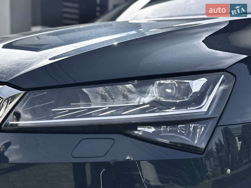 Лифтбек Skoda Superb 2019 в Луцке