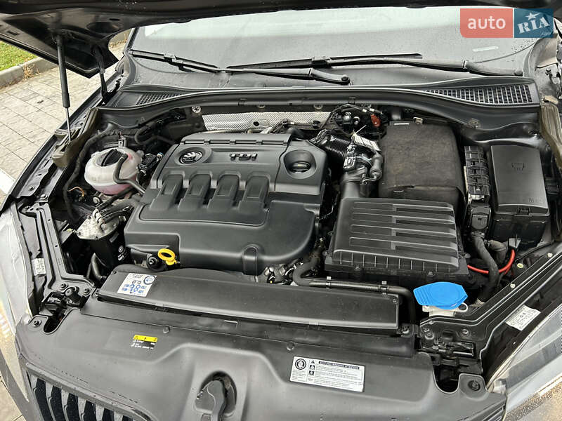 Лифтбек Skoda Superb 2016 в Мостиске