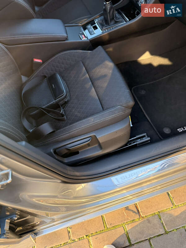 Ліфтбек Skoda Superb 2015 в Дрогобичі