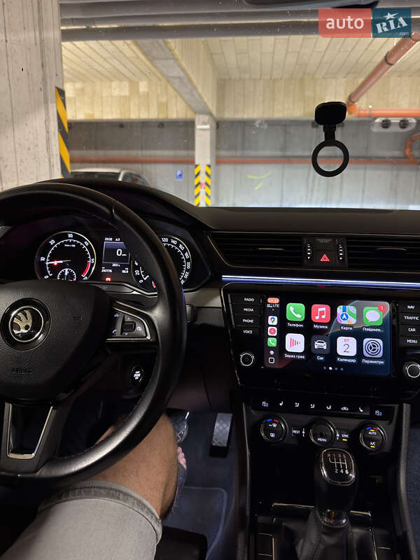 Ліфтбек Skoda Superb 2015 в Дрогобичі