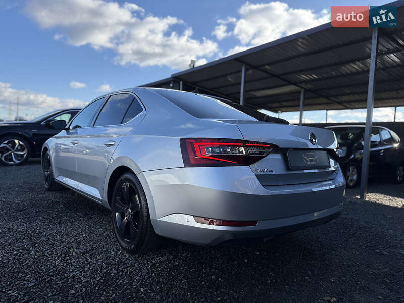 Ліфтбек Skoda Superb 2017 в Мукачевому