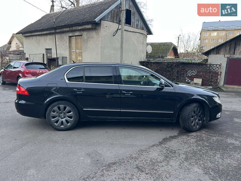 Лифтбек Skoda Superb 2010 в Ивано-Франковске