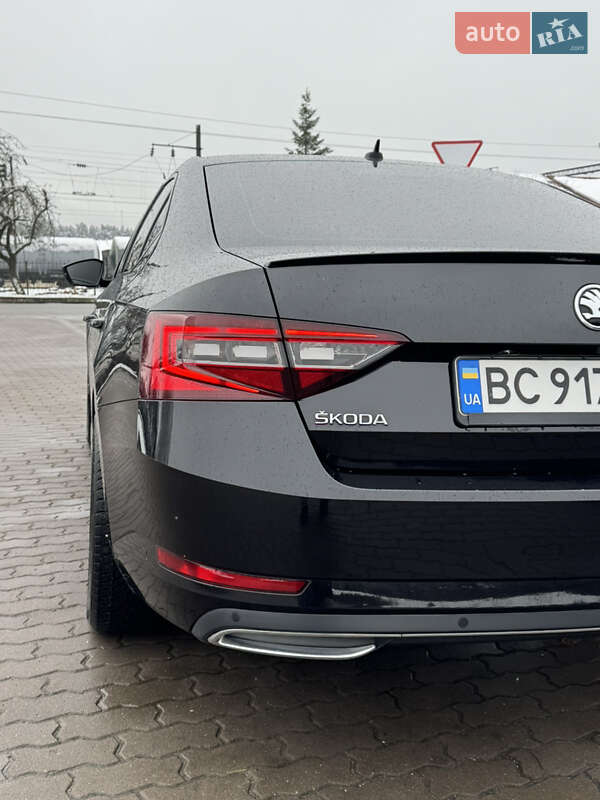 Лифтбек Skoda Superb 2019 в Бродах