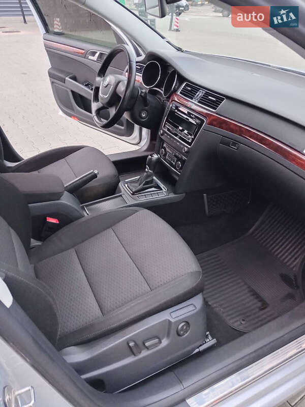 Лифтбек Skoda Superb 2013 в Киеве