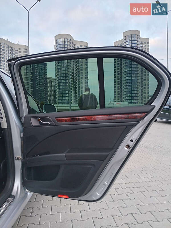 Лифтбек Skoda Superb 2013 в Киеве