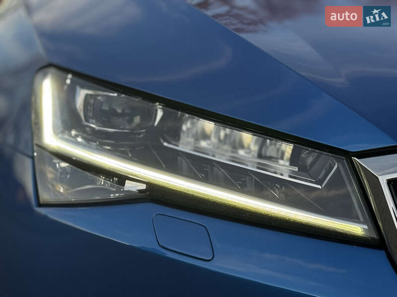 Універсал Skoda Superb 2022 в Дрогобичі