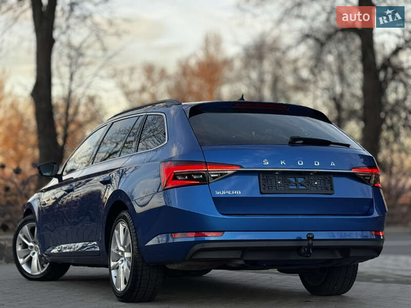 Універсал Skoda Superb 2022 в Дрогобичі