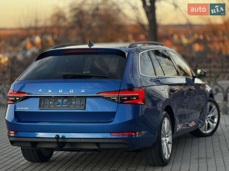 Універсал Skoda Superb 2022 в Дрогобичі